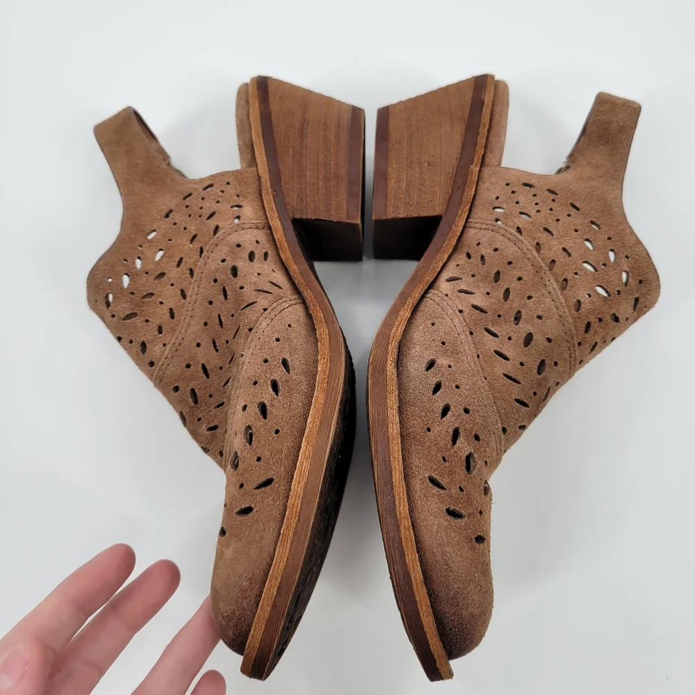 Sofft Alyce Western Perforated Mule Slingback Bootie 6.5M
